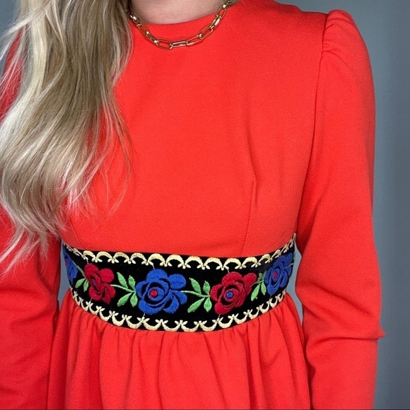 Vintage Red Embroidered Waist Long Sleeve Dress - Picture 6 of 14